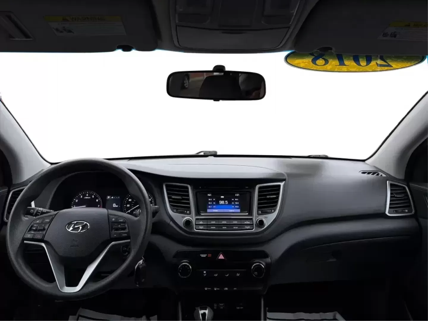 2018 Hyundai Tucson SE (KM8J23A42JU) with an Nu 2L I-4 gasoline direct injection engine, 6A transmission, located at 8750 N County Rd 25A, Piqua, OH, 45356, (937) 908-9800, 40.164391, -84.232513 - **Explore the Open Road with the 2018 Hyundai Tucson at Advantage Car and Credit Piqua, OH**<br /> <br /> Are you ready to elevate your driving experience? Whether you're a growing family in need of extra space, a daily commuter looking for efficiency, or an adventure seeker craving weekend road tr - Photo#19