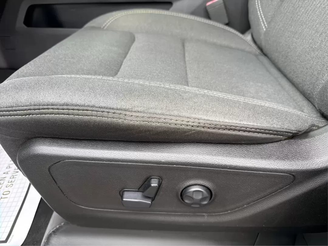 2019 Ram 1500 Big Horn/Lone Star Crew Cab 4x4 5'7 Box (1C6SRFFT9KN) with an Other engine, located at 1184 Kauffman Ave, Fairborn, OH, 45324, (937) 908-9800, 39.807072, -84.030914 - **Unleash Your Adventure with This 2019 Ram 1500 Big Horn/Lone Star Crew Cab in Patriot Blue Pearlcoat!**<br /> <br /> Are you ready to elevate your lifestyle with a truck that can handle both your daily commute and weekend adventures? This 2019 Ram 1500 Big Horn/Lone Star Crew Cab is the perfect co - Photo#16