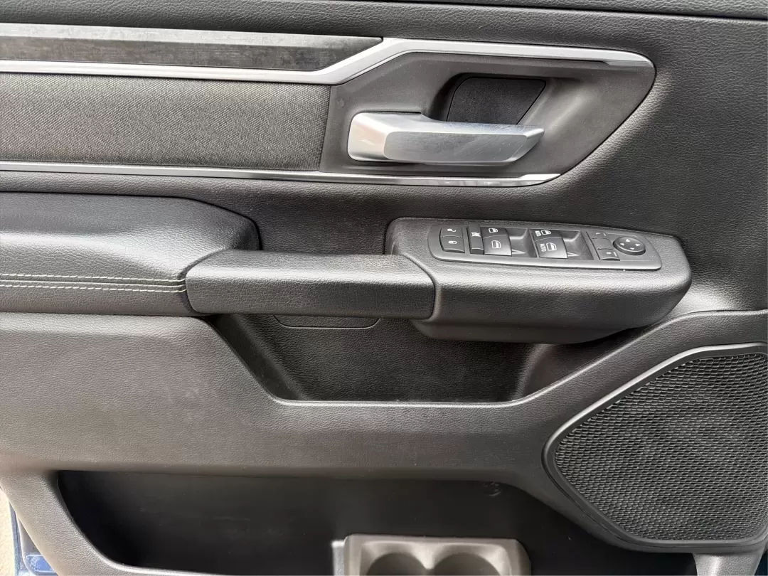 2019 Ram 1500 Big Horn/Lone Star Crew Cab 4x4 5'7 Box (1C6SRFFT9KN) with an Other engine, located at 1184 Kauffman Ave, Fairborn, OH, 45324, (937) 908-9800, 39.807072, -84.030914 - **Unleash Your Adventure with This 2019 Ram 1500 Big Horn/Lone Star Crew Cab in Patriot Blue Pearlcoat!**<br /> <br /> Are you ready to elevate your lifestyle with a truck that can handle both your daily commute and weekend adventures? This 2019 Ram 1500 Big Horn/Lone Star Crew Cab is the perfect co - Photo#17