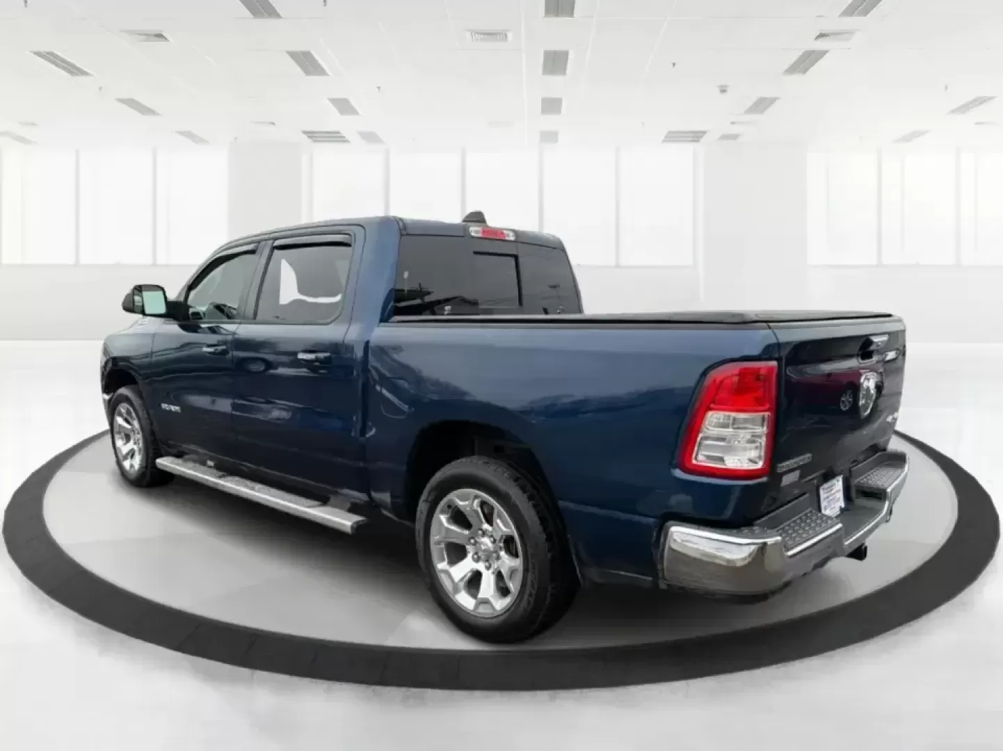 2019 Ram 1500 Big Horn/Lone Star Crew Cab 4x4 5'7 Box (1C6SRFFT9KN) with an 5.7L V8 OHV 16V engine, 8A transmission, located at 880 E. National Road, Vandalia, OH, 45377, (937) 908-9800, 39.891918, -84.183594 - **Unleash Your Adventure with This 2019 Ram 1500 Big Horn/Lone Star Crew Cab in Patriot Blue Pearlcoat!**<br /> <br /> Are you ready to elevate your lifestyle with a truck that can handle both your daily commute and weekend adventures? This 2019 Ram 1500 Big Horn/Lone Star Crew Cab is the perfect co - Photo#4