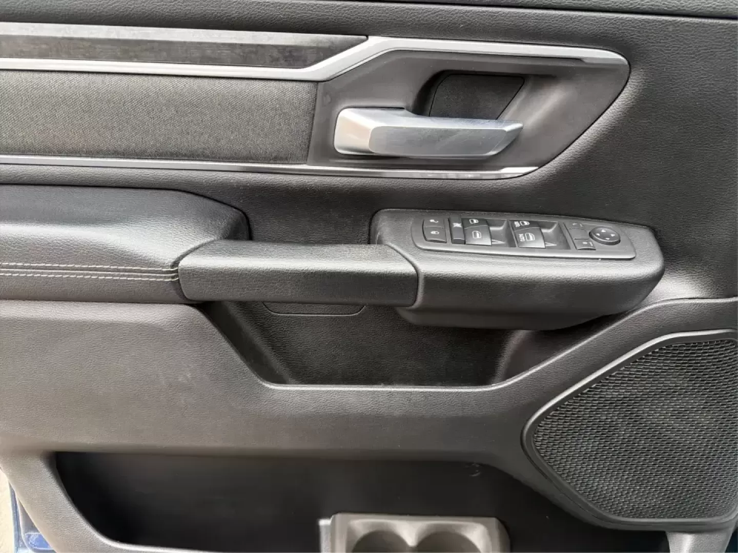 2019 Ram 1500 Big Horn/Lone Star Crew Cab 4x4 5'7 Box (1C6SRFFT9KN) with an 5.7L V8 OHV 16V engine, 8A transmission, located at 880 E. National Road, Vandalia, OH, 45377, (937) 908-9800, 39.891918, -84.183594 - **Unleash Your Adventure with This 2019 Ram 1500 Big Horn/Lone Star Crew Cab in Patriot Blue Pearlcoat!**<br /> <br /> Are you ready to elevate your lifestyle with a truck that can handle both your daily commute and weekend adventures? This 2019 Ram 1500 Big Horn/Lone Star Crew Cab is the perfect co - Photo#18
