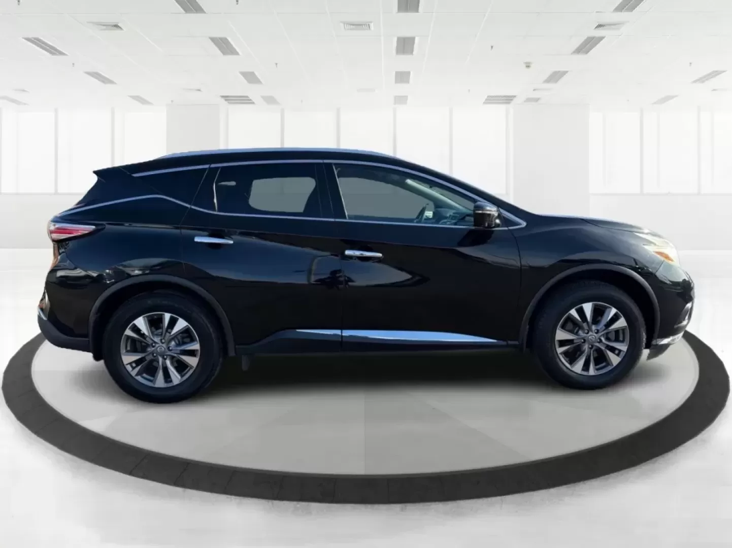 2017 Nissan Murano SL (5N1AZ2MH4HN) with an 3.5L V-6 DOHC engine, located at 8750 N County Rd 25A, Piqua, OH, 45356, (937) 908-9800, 40.164391, -84.232513 - Unleash your adventurous spirit with the 2017 Nissan Murano SL, a stylish and spacious SUV that's perfect for growing families, weekend getaways, or long commutes. Whether you're navigating the busy streets of Piqua, OH, or embarking on a road trip across the Midwest, this vehicle blends comfort, te - Photo#1