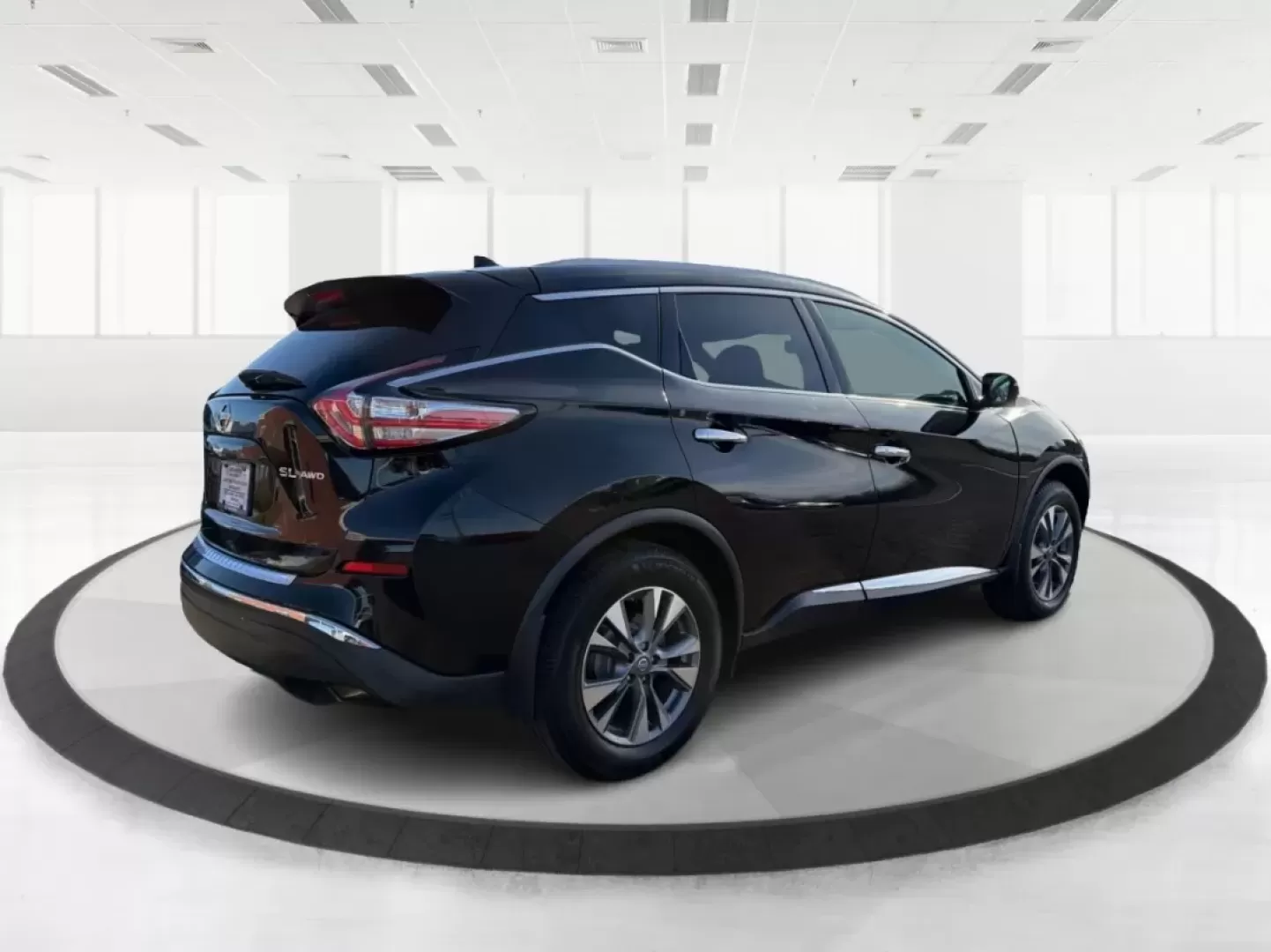 2017 Nissan Murano SL (5N1AZ2MH4HN) with an 3.5L V-6 DOHC engine, located at 8750 N County Rd 25A, Piqua, OH, 45356, (937) 908-9800, 40.164391, -84.232513 - Unleash your adventurous spirit with the 2017 Nissan Murano SL, a stylish and spacious SUV that's perfect for growing families, weekend getaways, or long commutes. Whether you're navigating the busy streets of Piqua, OH, or embarking on a road trip across the Midwest, this vehicle blends comfort, te - Photo#2