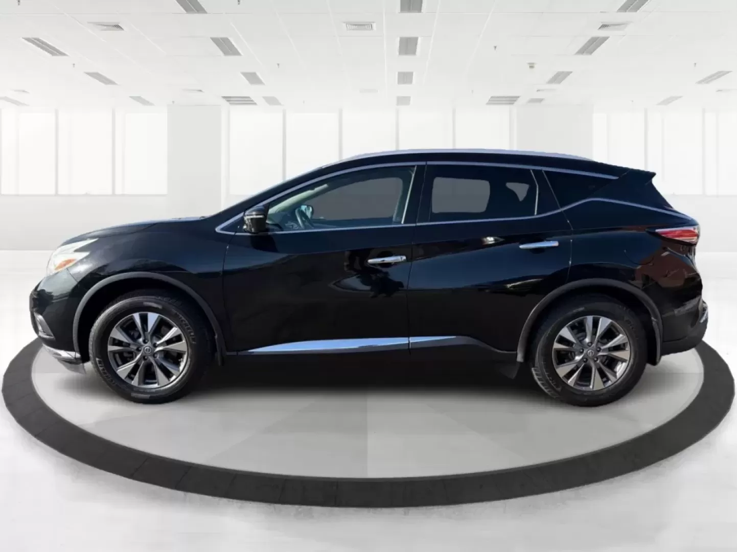 2017 Nissan Murano SL (5N1AZ2MH4HN) with an 3.5L V-6 DOHC engine, located at 8750 N County Rd 25A, Piqua, OH, 45356, (937) 908-9800, 40.164391, -84.232513 - Unleash your adventurous spirit with the 2017 Nissan Murano SL, a stylish and spacious SUV that's perfect for growing families, weekend getaways, or long commutes. Whether you're navigating the busy streets of Piqua, OH, or embarking on a road trip across the Midwest, this vehicle blends comfort, te - Photo#5