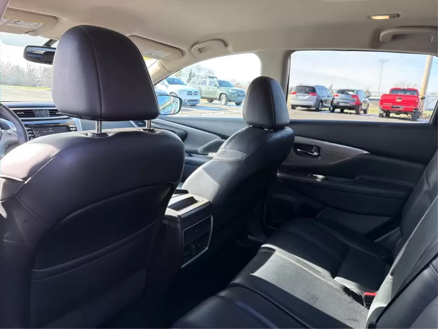 2017 Nissan Murano SL (5N1AZ2MH4HN) with an 3.5L V-6 DOHC engine, located at 8750 N County Rd 25A, Piqua, OH, 45356, (937) 908-9800, 40.164391, -84.232513 - Unleash your adventurous spirit with the 2017 Nissan Murano SL, a stylish and spacious SUV that's perfect for growing families, weekend getaways, or long commutes. Whether you're navigating the busy streets of Piqua, OH, or embarking on a road trip across the Midwest, this vehicle blends comfort, te - Photo#10