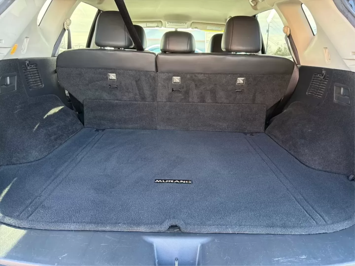 2017 Nissan Murano SL (5N1AZ2MH4HN) with an 3.5L V-6 DOHC engine, located at 8750 N County Rd 25A, Piqua, OH, 45356, (937) 908-9800, 40.164391, -84.232513 - Unleash your adventurous spirit with the 2017 Nissan Murano SL, a stylish and spacious SUV that's perfect for growing families, weekend getaways, or long commutes. Whether you're navigating the busy streets of Piqua, OH, or embarking on a road trip across the Midwest, this vehicle blends comfort, te - Photo#12