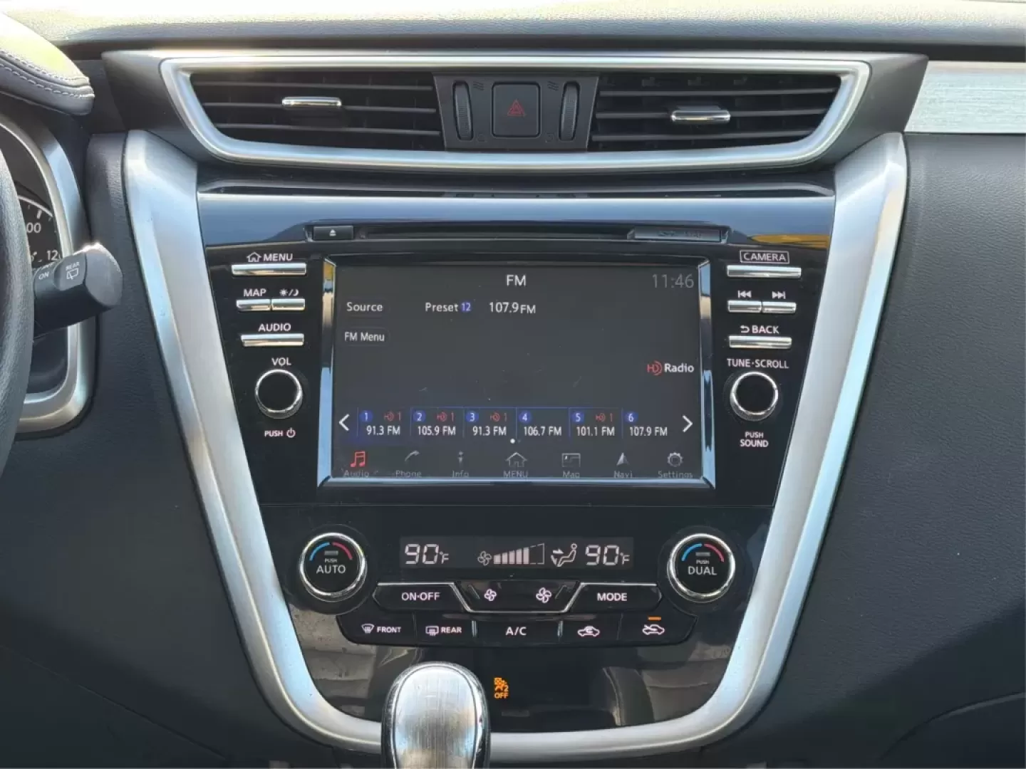 2017 Nissan Murano SL (5N1AZ2MH4HN) with an 3.5L V-6 DOHC engine, located at 8750 N County Rd 25A, Piqua, OH, 45356, (937) 908-9800, 40.164391, -84.232513 - Unleash your adventurous spirit with the 2017 Nissan Murano SL, a stylish and spacious SUV that's perfect for growing families, weekend getaways, or long commutes. Whether you're navigating the busy streets of Piqua, OH, or embarking on a road trip across the Midwest, this vehicle blends comfort, te - Photo#13