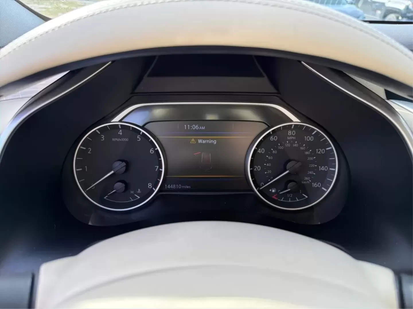 2018 Nissan Murano Platinum (5N1AZ2MGXJN) with an 3.5L V-6 DOHC engine, CVT transmission, located at 880 E. National Road, Vandalia, OH, 45377, (937) 908-9800, 39.891918, -84.183594 - **Adventure Awaits with the 2018 Nissan Murano Platinum at Advantage Car and Credit - Vandalia!**<br /> <br /> Are you ready to elevate your driving experience while enjoying the perfect blend of style, comfort, and reliability? The 2018 Nissan Murano Platinum is not just a vehicle; it's the key to - Photo#15