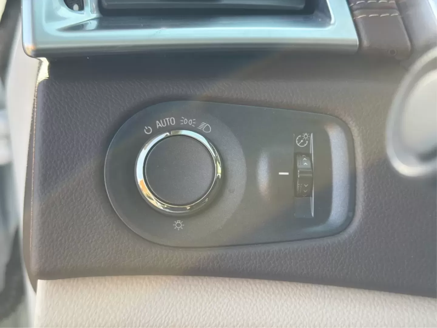 2016 Cadillac SRX Luxury Collection (3GYFNBE37GS) with an 3.6L V-6 gasoline direct injection engine, located at 8750 N County Rd 25A, Piqua, OH, 45356, (937) 908-9800, 40.164391, -84.232513 - **Elevate Your Journey: Own the 2016 Cadillac SRX Luxury Collection SUV Today!**<br /> <br /> Are you in search of a sophisticated vehicle that embraces both practicality and luxury? Look no further than this stunning 2016 Cadillac SRX Luxury Collection SUV, available now at Advantage Car and Credit - Photo#17