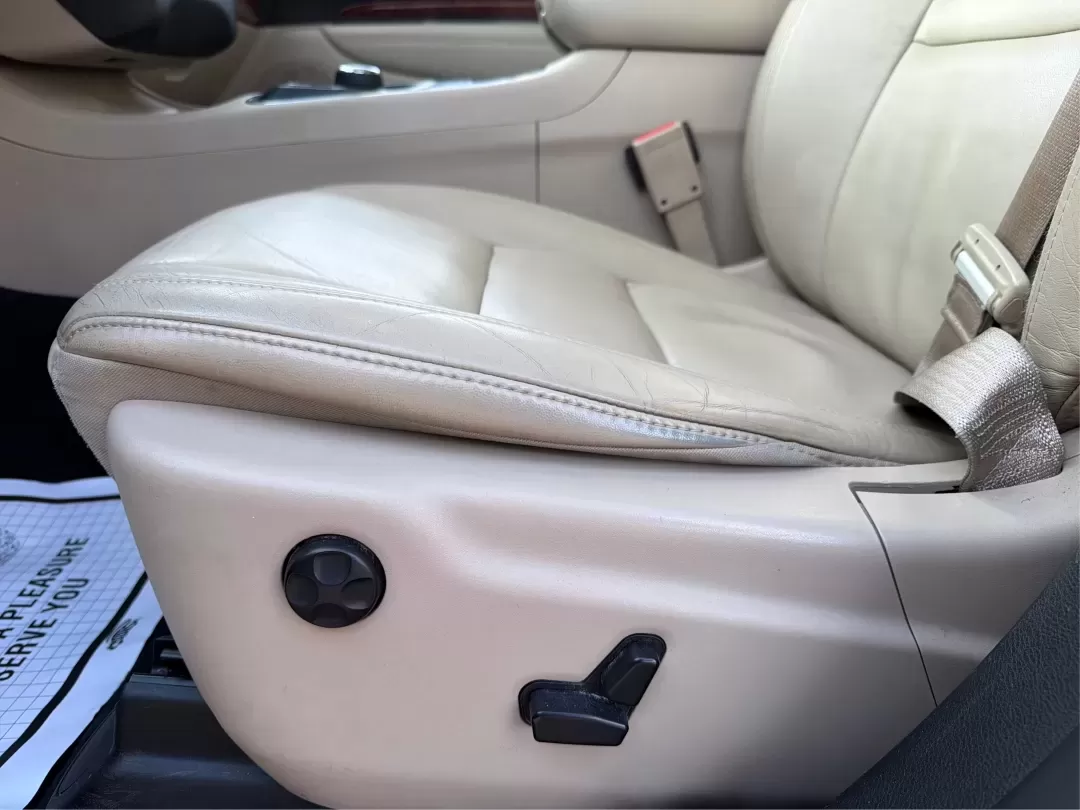 2014 Dodge Durango Limited (1C4RDJDG8EC) with an Other engine, located at 8750 N County Rd 25A, Piqua, OH, 45356, (937) 908-9800, 40.164391, -84.232513 - **Explore the Open Road in Style: 2014 Dodge Durango Limited Your Adventure Awaits!**<br /> <br /> Are you ready to elevate your driving experience? The 2014 Dodge Durango Limited, available at Advantage Car and Credit - Piqua, is the perfect blend of comfort, power, and versatility for families an - Photo#18