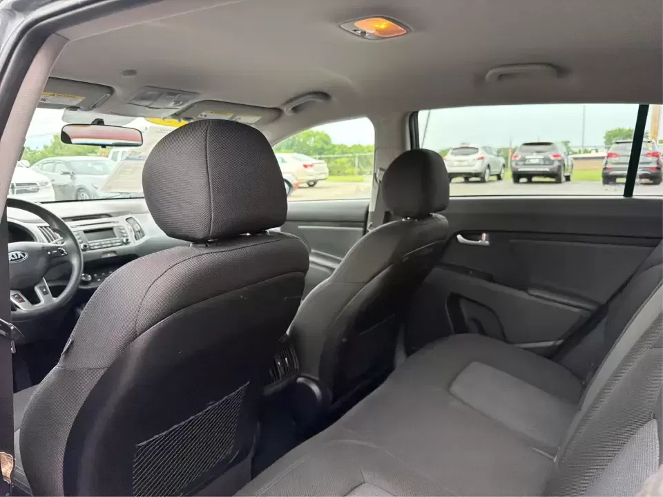 2015 Kia Sportage LX AWD (KNDPBCAC6F7) with an 2.4L V6 DOHC 24V engine, 6-Speed Automatic transmission, located at 4508 South Dixie Dr, Moraine, OH, 45439, (937) 908-9800, 39.689976, -84.218452 - Ready for weekend getaways to Caesar Creek, snowy school runs, or a daily commute down I75 and SR725? This **2015 Kia Sportage LX AWD** is the kind of practical crossover that fits real life in Moraine-easy to park, comfortable for five, and confident when the weather turns. Finished in **Mineral Si - Photo#10
