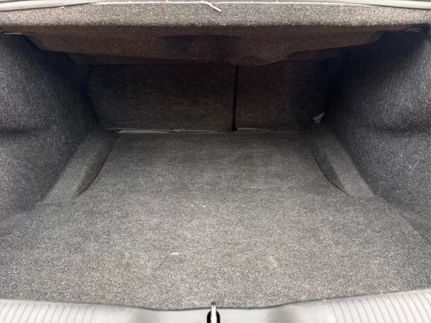 2015 Dodge Charger (2C3CDXBG3FH) with an 3.6L V-6 DOHC engine, located at 1099 N County Rd 25A , Troy, OH, 45373, (937) 908-9800, 40.057079, -84.212883 - Experience the thrill of the open road with the 2015 Dodge Charger SE, a powerful sedan that perfectly balances performance and comfort. This vehicle is an ideal choice for those looking to elevate their daily commute or make unforgettable road trips. Whether you're navigating through the charming s - Photo#12