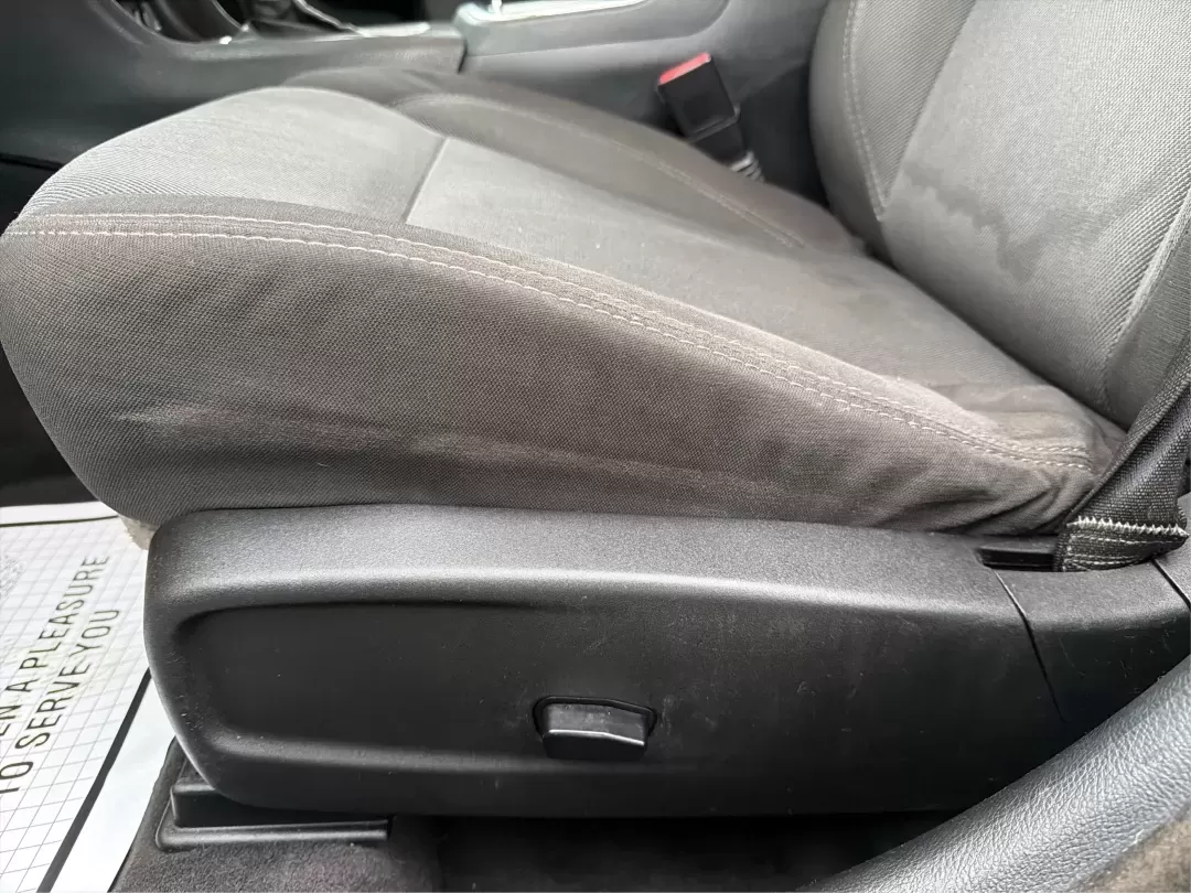 2015 Dodge Charger SE (2C3CDXBG3FH) with an 3.6L V-6 DOHC engine, located at 8750 N County Rd 25A, Piqua, OH, 45356, (937) 908-9800, 40.164391, -84.232513 - Experience the thrill of the open road with the 2015 Dodge Charger SE, a powerful sedan that perfectly balances performance and comfort. This vehicle is an ideal choice for those looking to elevate their daily commute or make unforgettable road trips. Whether you're navigating through the charming s - Photo#18