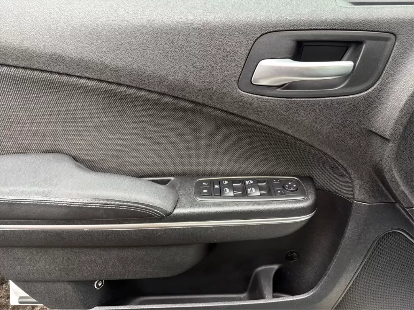 2015 Dodge Charger (2C3CDXBG3FH) with an 3.6L V-6 DOHC engine, located at 1099 N County Rd 25A , Troy, OH, 45373, (937) 908-9800, 40.057079, -84.212883 - Experience the thrill of the open road with the 2015 Dodge Charger SE, a powerful sedan that perfectly balances performance and comfort. This vehicle is an ideal choice for those looking to elevate their daily commute or make unforgettable road trips. Whether you're navigating through the charming s - Photo#19