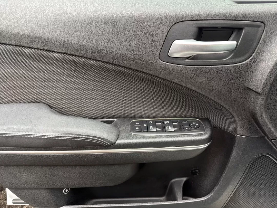 2015 Dodge Charger SE (2C3CDXBG3FH) with an 3.6L V-6 DOHC engine, located at 8750 N County Rd 25A, Piqua, OH, 45356, (937) 908-9800, 40.164391, -84.232513 - Experience the thrill of the open road with the 2015 Dodge Charger SE, a powerful sedan that perfectly balances performance and comfort. This vehicle is an ideal choice for those looking to elevate their daily commute or make unforgettable road trips. Whether you're navigating through the charming s - Photo#19