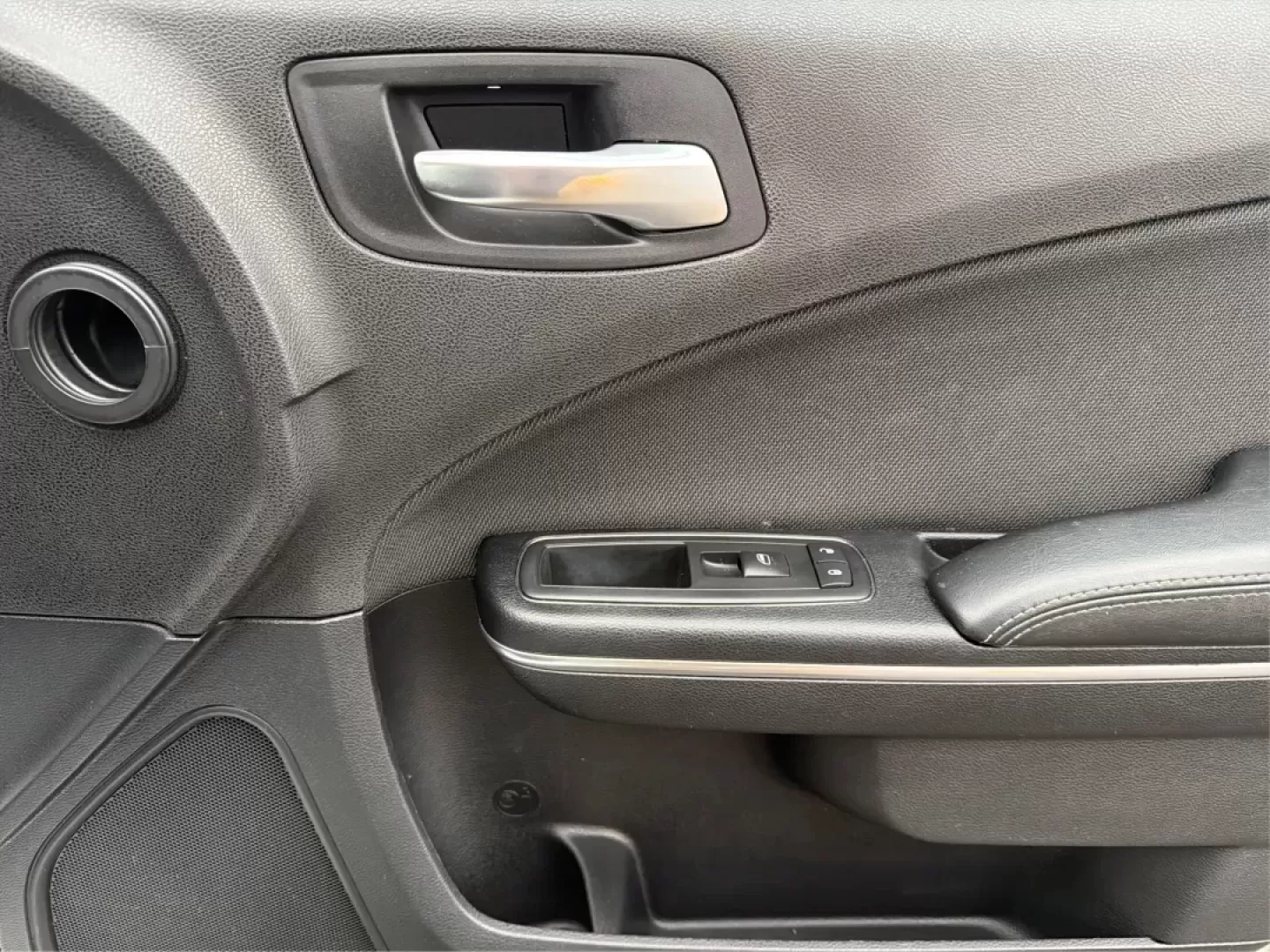 2015 Dodge Charger (2C3CDXBG3FH) with an 3.6L V-6 DOHC engine, located at 1099 N County Rd 25A , Troy, OH, 45373, (937) 908-9800, 40.057079, -84.212883 - Experience the thrill of the open road with the 2015 Dodge Charger SE, a powerful sedan that perfectly balances performance and comfort. This vehicle is an ideal choice for those looking to elevate their daily commute or make unforgettable road trips. Whether you're navigating through the charming s - Photo#20