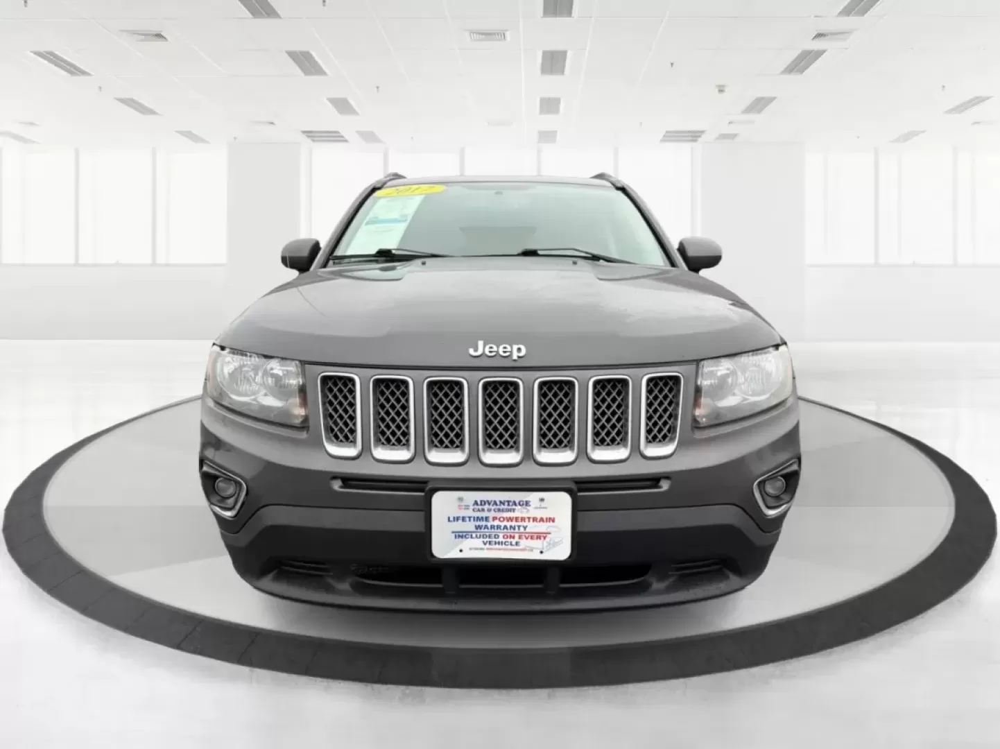 2017 Jeep Compass High Altitude 4x4 (1C4NJDEBXHD) with an 2.4L I-4 DOHC engine, 6A transmission, located at 401 Woodman Dr, Riverside, OH, 45431, (937) 908-9800, 39.760899, -84.123421 - **Adventure Awaits with the 2017 Jeep Compass High Altitude 4x4!**<br /> <br /> If you're dreaming of weekend getaways, outdoor excursions, or simply need a reliable vehicle for your daily commute, the 2017 Jeep Compass High Altitude 4x4 is your ticket to adventure. Here at Advantage Car and Credit - Photo#7