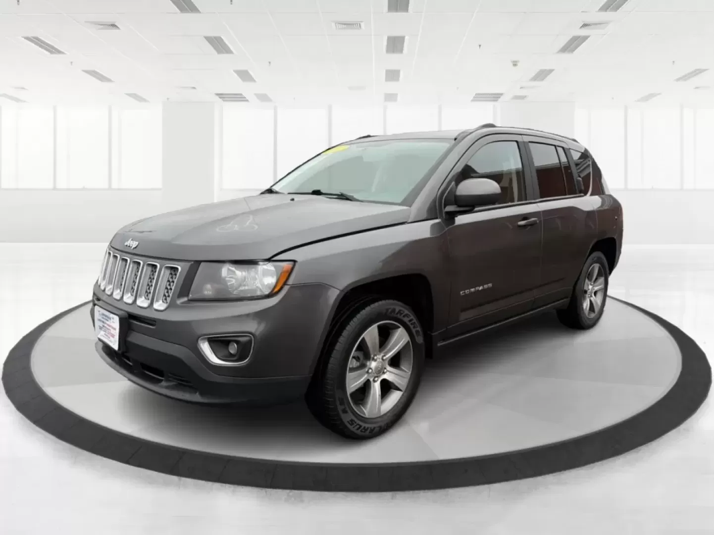 2017 Jeep Compass High Altitude 4x4 (1C4NJDEBXHD) with an 2.4L I-4 DOHC engine, 6A transmission, located at 401 Woodman Dr, Riverside, OH, 45431, (937) 908-9800, 39.760899, -84.123421 - **Adventure Awaits with the 2017 Jeep Compass High Altitude 4x4!**<br /> <br /> If you're dreaming of weekend getaways, outdoor excursions, or simply need a reliable vehicle for your daily commute, the 2017 Jeep Compass High Altitude 4x4 is your ticket to adventure. Here at Advantage Car and Credit - Photo#8