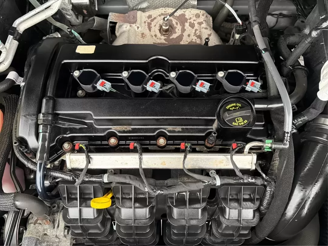 2017 Jeep Compass High Altitude 4x4 (1C4NJDEBXHD) with an 2.4L I-4 DOHC engine, located at 4508 South Dixie Dr, Moraine, OH, 45439, (937) 908-9800, 39.689976, -84.218452 - **Adventure Awaits with the 2017 Jeep Compass High Altitude 4x4!**<br /> <br /> If you're dreaming of weekend getaways, outdoor excursions, or simply need a reliable vehicle for your daily commute, the 2017 Jeep Compass High Altitude 4x4 is your ticket to adventure. Here at Advantage Car and Credit - Photo#11