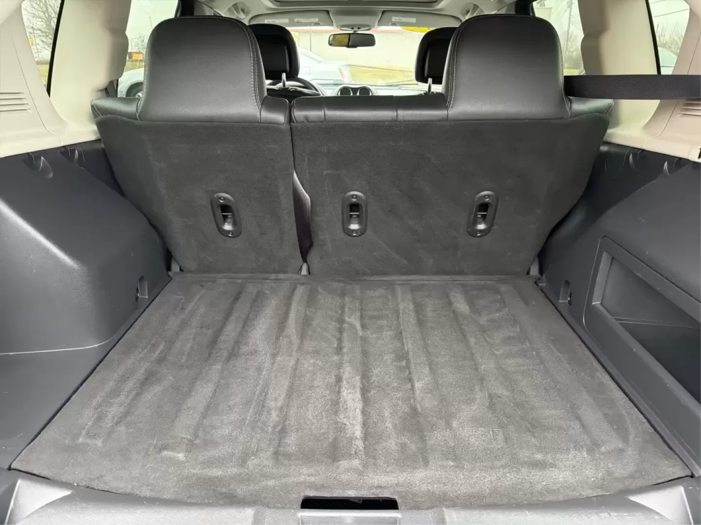 2017 Jeep Compass High Altitude 4x4 (1C4NJDEBXHD) with an 2.4L I-4 DOHC engine, 6A transmission, located at 401 Woodman Dr, Riverside, OH, 45431, (937) 908-9800, 39.760899, -84.123421 - **Adventure Awaits with the 2017 Jeep Compass High Altitude 4x4!**<br /> <br /> If you're dreaming of weekend getaways, outdoor excursions, or simply need a reliable vehicle for your daily commute, the 2017 Jeep Compass High Altitude 4x4 is your ticket to adventure. Here at Advantage Car and Credit - Photo#12