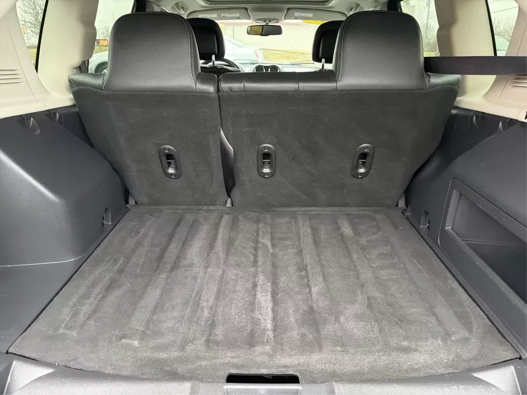 2017 Jeep Compass High Altitude 4x4 (1C4NJDEBXHD) with an 2.4L I-4 DOHC engine, located at 4508 South Dixie Dr, Moraine, OH, 45439, (937) 908-9800, 39.689976, -84.218452 - **Adventure Awaits with the 2017 Jeep Compass High Altitude 4x4!**<br /> <br /> If you're dreaming of weekend getaways, outdoor excursions, or simply need a reliable vehicle for your daily commute, the 2017 Jeep Compass High Altitude 4x4 is your ticket to adventure. Here at Advantage Car and Credit - Photo#12