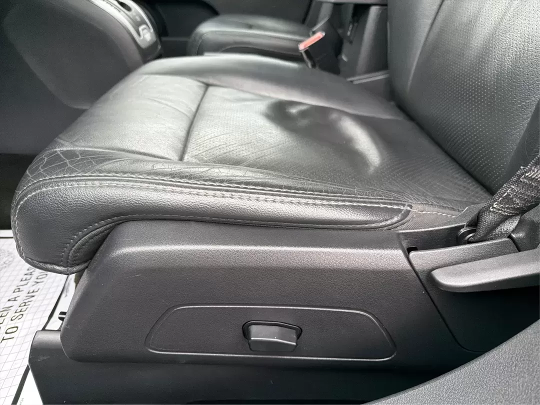 2017 Jeep Compass High Altitude 4x4 (1C4NJDEBXHD) with an 2.4L I-4 DOHC engine, located at 4508 South Dixie Dr, Moraine, OH, 45439, (937) 908-9800, 39.689976, -84.218452 - **Adventure Awaits with the 2017 Jeep Compass High Altitude 4x4!**<br /> <br /> If you're dreaming of weekend getaways, outdoor excursions, or simply need a reliable vehicle for your daily commute, the 2017 Jeep Compass High Altitude 4x4 is your ticket to adventure. Here at Advantage Car and Credit - Photo#17