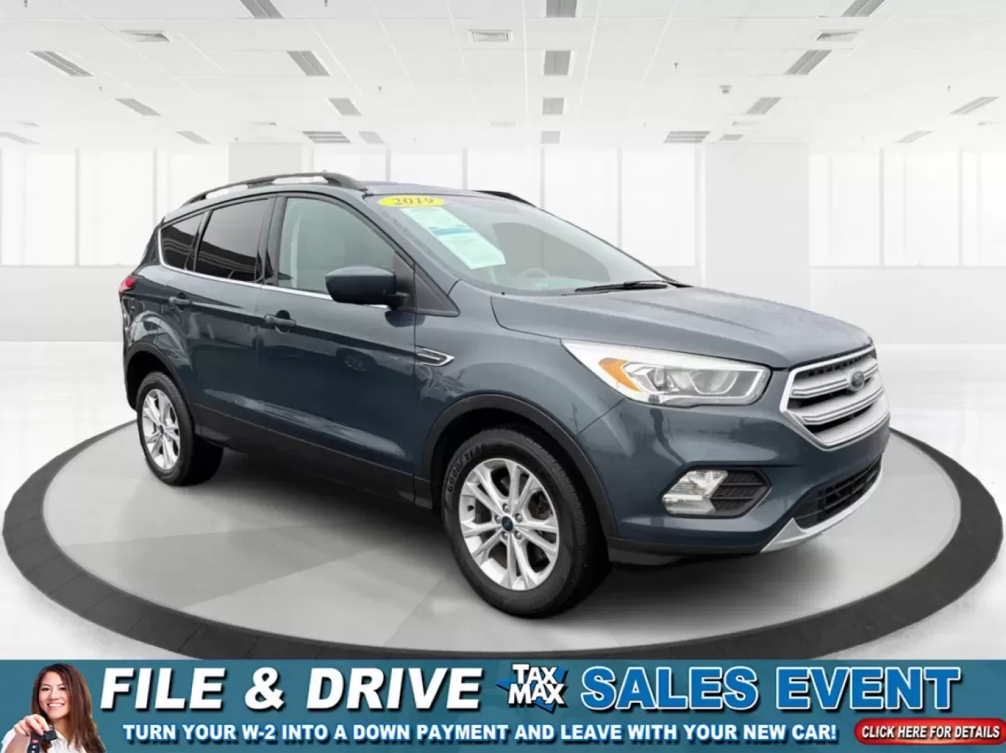 2019 Ford Escape SEL 4WD (1FMCU9HD4KU) with an 1.5L L4 DOHC 16V engine, 6-Speed Automatic transmission, located at 4508 South Dixie Dr, Moraine, OH, 45439, (937) 908-9800, 39.689976, -84.218452 - **Adventure Awaits in the 2019 Ford Escape SEL 4WD: Your Next Family SUV!**<br /> <br /> Embrace the thrill of adventure without compromising comfort and safety with the 2019 Ford Escape SEL 4WD, now available at Advantage Car and Credit - Moraine. Perfect for growing families or anyone seeking a ve - Photo#0