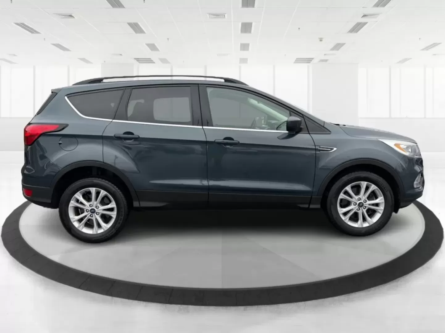2019 Ford Escape SEL 4WD (1FMCU9HD4KU) with an 1.5L L4 DOHC 16V engine, 6-Speed Automatic transmission, located at 4508 South Dixie Dr, Moraine, OH, 45439, (937) 908-9800, 39.689976, -84.218452 - **Adventure Awaits in the 2019 Ford Escape SEL 4WD: Your Next Family SUV!**<br /> <br /> Embrace the thrill of adventure without compromising comfort and safety with the 2019 Ford Escape SEL 4WD, now available at Advantage Car and Credit - Moraine. Perfect for growing families or anyone seeking a ve - Photo#1
