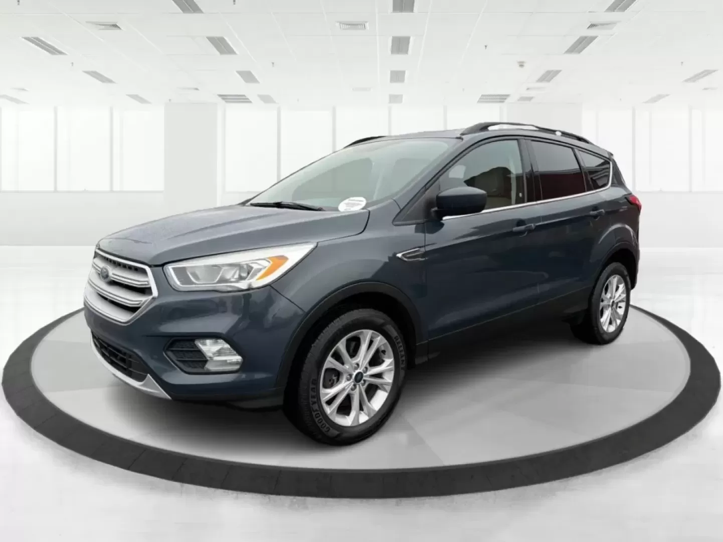 2019 Ford Escape SEL 4WD (1FMCU9HD4KU) with an 1.5L L4 DOHC 16V engine, 6-Speed Automatic transmission, located at 4508 South Dixie Dr, Moraine, OH, 45439, (937) 908-9800, 39.689976, -84.218452 - **Adventure Awaits in the 2019 Ford Escape SEL 4WD: Your Next Family SUV!**<br /> <br /> Embrace the thrill of adventure without compromising comfort and safety with the 2019 Ford Escape SEL 4WD, now available at Advantage Car and Credit - Moraine. Perfect for growing families or anyone seeking a ve - Photo#8