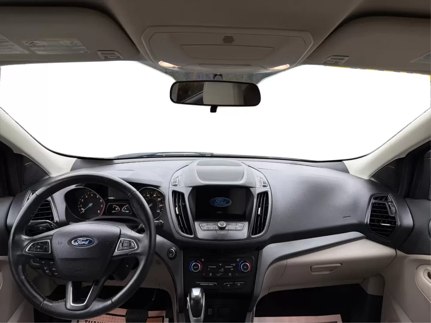 2019 Ford Escape SEL 4WD (1FMCU9HD4KU) with an 1.5L L4 DOHC 16V engine, 6-Speed Automatic transmission, located at 4508 South Dixie Dr, Moraine, OH, 45439, (937) 908-9800, 39.689976, -84.218452 - **Adventure Awaits in the 2019 Ford Escape SEL 4WD: Your Next Family SUV!**<br /> <br /> Embrace the thrill of adventure without compromising comfort and safety with the 2019 Ford Escape SEL 4WD, now available at Advantage Car and Credit - Moraine. Perfect for growing families or anyone seeking a ve - Photo#21