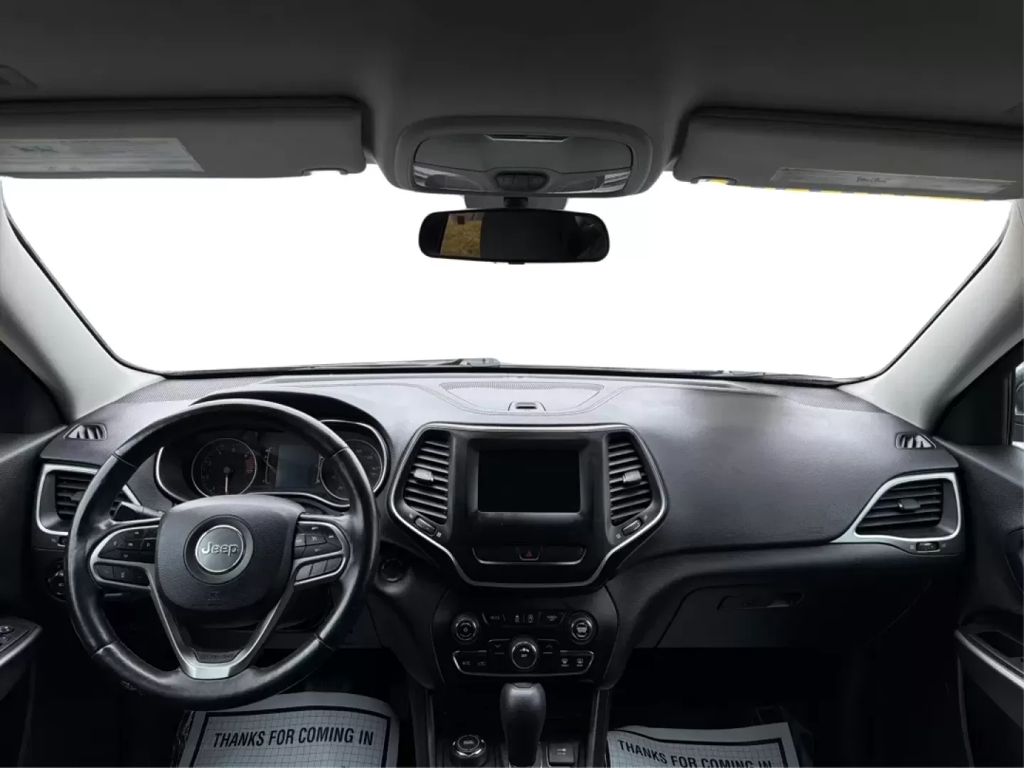 2019 Jeep Cherokee Latitude 4x4 (1C4PJMCB5KD) with an Other engine, located at 4508 South Dixie Dr, Moraine, OH, 45439, (937) 908-9800, 39.689976, -84.218452 - Are you in search of the perfect vehicle to enhance your adventurous lifestyle? Look no further! Advantage Car and Credit in Moraine, OH, presents the ideal ride for those who love exploration and family time alike: the 2019 Jeep Cherokee Latitude 4x4. With its robust capability and family-friendly - Photo#19