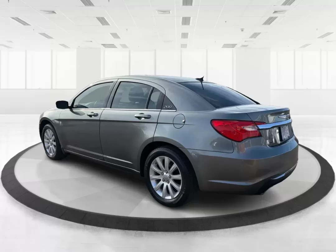2012 Chrysler 200 Touring (1C3CCBBG2CN) with an Other engine, located at 880 E. National Road, Vandalia, OH, 45377, (937) 908-9800, 39.891918, -84.183594 - Discover the perfect blend of style, comfort, and affordability with the 2012 Chrysler 200 Touring sedan, available now at Advantage Car and Credit in Vandalia, OH. This vehicle is ideal for budget-conscious buyers seeking a reliable ride for daily commutes or weekend adventures. With its sleek Tung - Photo#4