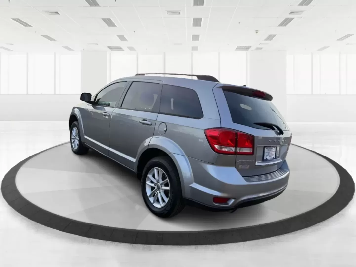 2017 Dodge Journey SXT AWD (3C4PDDBGXHT) with an Pentastar 3.6L V-6 DOHC engine, 6A transmission, located at 880 E. National Road, Vandalia, OH, 45377, (937) 908-9800, 39.891918, -84.183594 - Are you ready to elevate your family adventures or tackle your daily commutes with style and confidence? Look no further than this exceptional **2017 Dodge Journey SXT AWD**. Perfectly suited for growing families or those who crave weekend getaways, this SUV combines versatility, comfort, and perfor - Photo#4