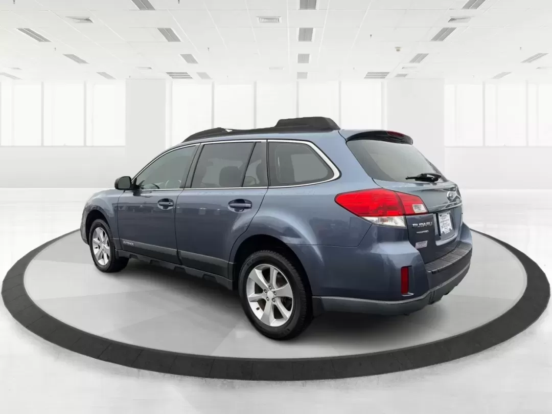 2014 Subaru Outback 2.5i (4S4BRCAC5E3) with an 2.5L H-4 DOHC engine, located at 1230 East Main St, Xenia, OH, 45385, (937) 908-9800, 39.688026, -83.910172 - **Adventure Awaits with the 2014 Subaru Outback 2.5i at Advantage Car and Credit - Xenia!**<br /> <br /> Are you ready to elevate your lifestyle with a vehicle designed for both comfort and adventure? The 2014 Subaru Outback 2.5i is your perfect companion for weekend getaways, family road trips, or - Photo#4