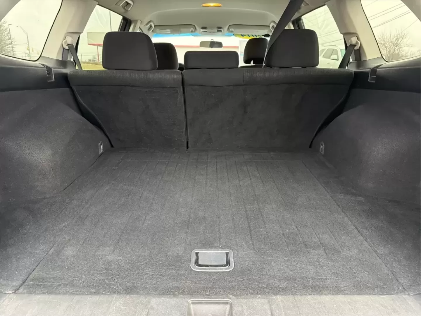 2014 Subaru Outback 2.5i (4S4BRCAC5E3) with an 2.5L H-4 DOHC engine, Continuously Variable Transmission (CVT) transmission, located at 1230 East Main St, Xenia, OH, 45385, (937) 908-9800, 39.688026, -83.910172 - **Adventure Awaits with the 2014 Subaru Outback 2.5i at Advantage Car and Credit - Xenia!**<br /> <br /> Are you ready to elevate your lifestyle with a vehicle designed for both comfort and adventure? The 2014 Subaru Outback 2.5i is your perfect companion for weekend getaways, family road trips, or - Photo#12