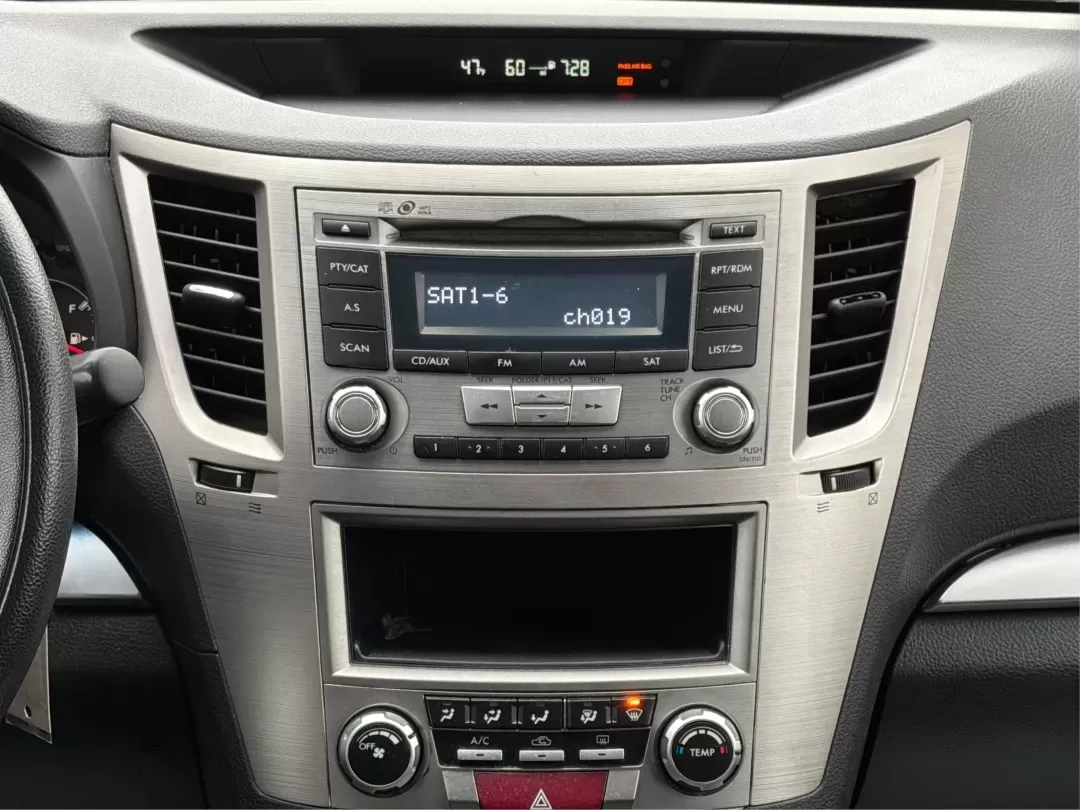 2014 Subaru Outback 2.5i (4S4BRCAC5E3) with an 2.5L H-4 DOHC engine, located at 1230 East Main St, Xenia, OH, 45385, (937) 908-9800, 39.688026, -83.910172 - **Adventure Awaits with the 2014 Subaru Outback 2.5i at Advantage Car and Credit - Xenia!**<br /> <br /> Are you ready to elevate your lifestyle with a vehicle designed for both comfort and adventure? The 2014 Subaru Outback 2.5i is your perfect companion for weekend getaways, family road trips, or - Photo#13