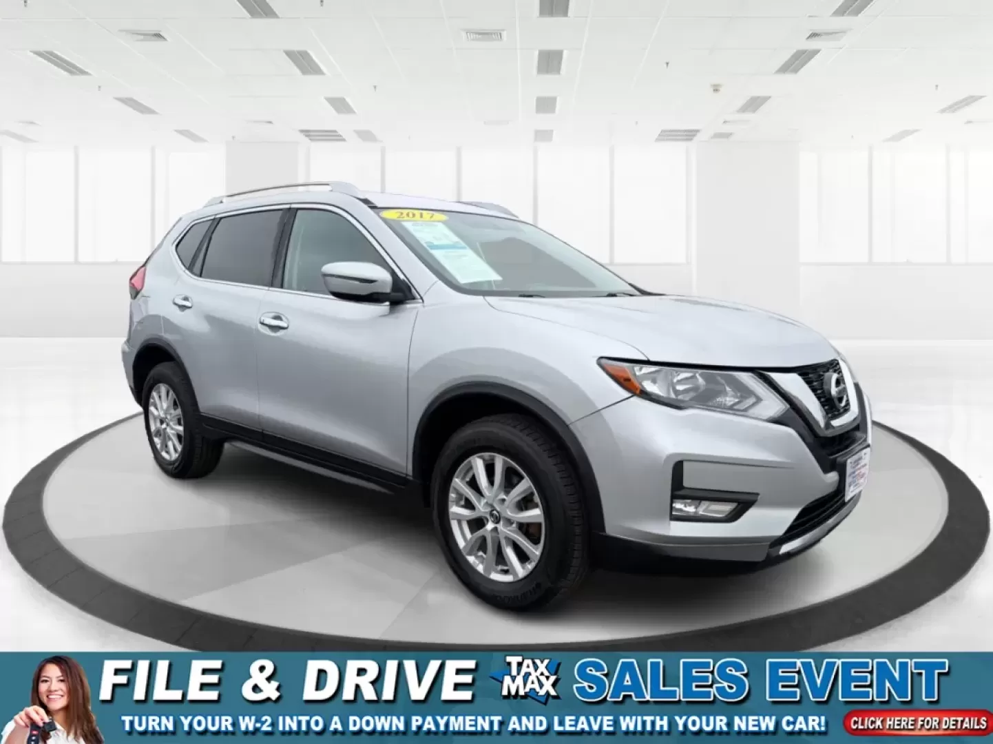 2017 Nissan Rogue SV (JN8AT2MV5HW) with an 2.5L I-4 DOHC engine, located at 401 Woodman Dr, Riverside, OH, 45431, (937) 908-9800, 39.760899, -84.123421 - **Explore the Open Road with the 2017 Nissan Rogue SV Your Perfect Family SUV!**<br /> <br /> Are you looking for a vehicle that effortlessly combines style, practicality, and versatility? The 2017 Nissan Rogue SV is the ultimate choice for growing families and adventure seekers alike. With its spa - Photo#0