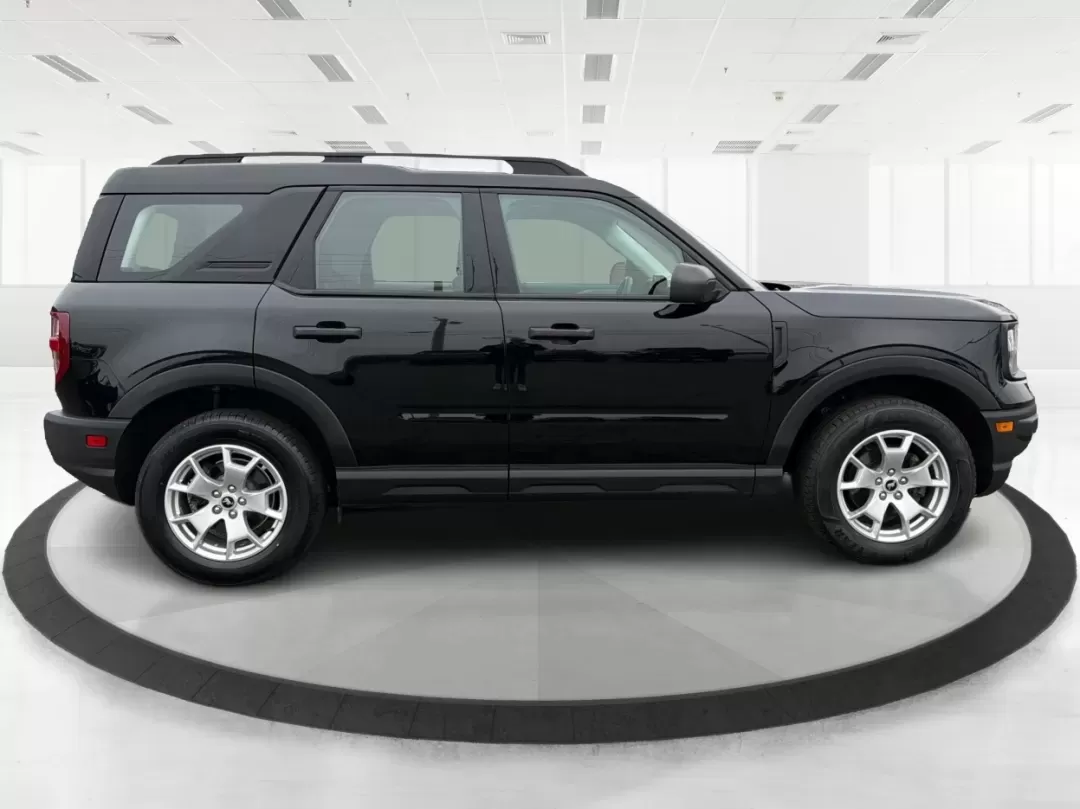 2021 Ford Bronco Sport Base (3FMCR9A63MR) with an Other engine, located at 1230 East Main St, Xenia, OH, 45385, (937) 908-9800, 39.688026, -83.910172 - Experience adventure like never before with the rugged 2021 Ford Bronco Sport Base, now available at Advantage Car and Credit in Xenia, OH! Perfect for outdoor enthusiasts and weekend warriors, this versatile SUV is designed to handle both urban streets and off-road trails. With stylish elegance and - Photo#15