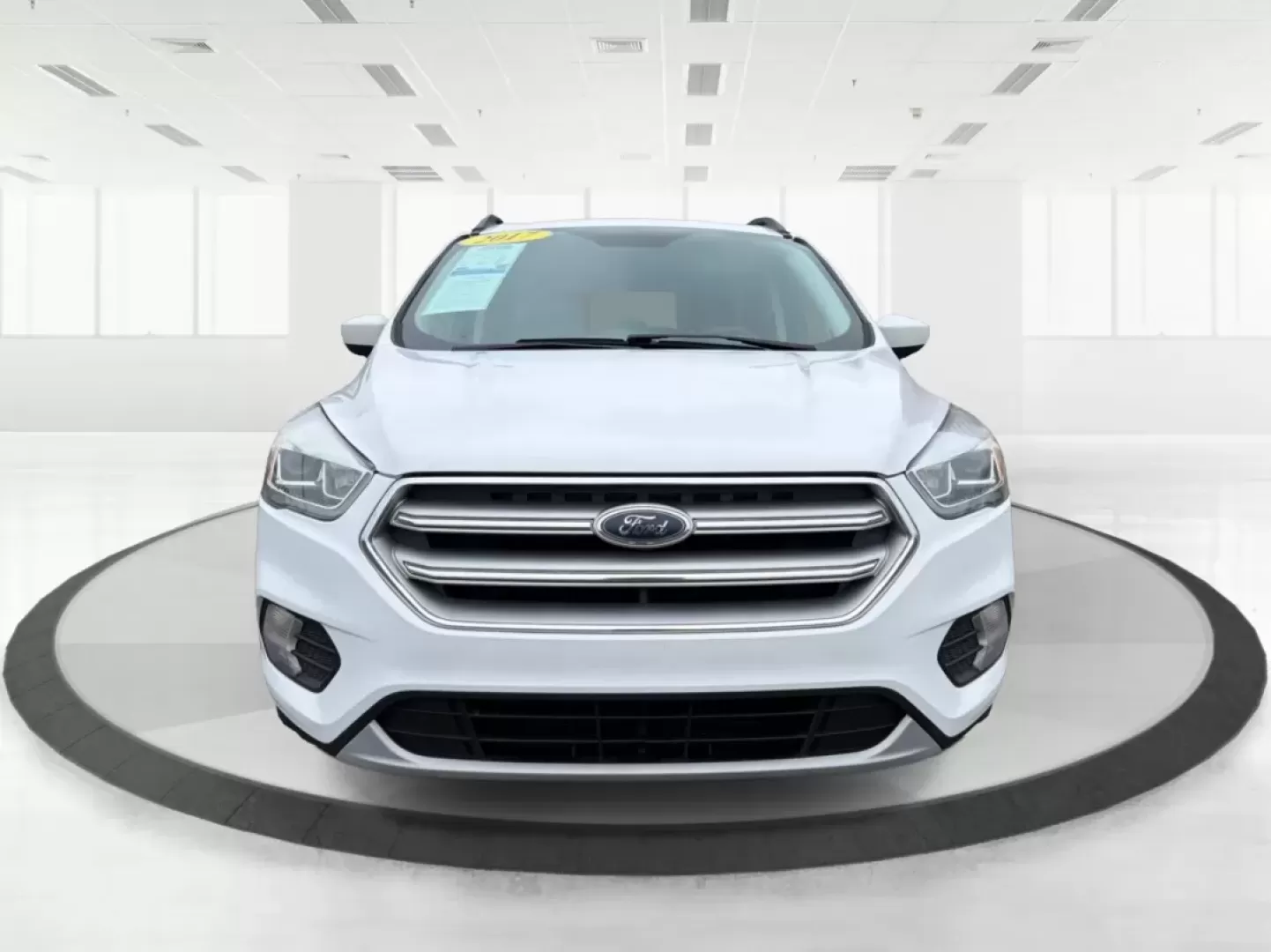 2017 Ford Escape SE (1FMCU0GDXHU) with an 1.5L L4 DOHC 16V engine, 6A transmission, located at 1184 Kauffman Ave, Fairborn, OH, 45324, (937) 908-9800, 39.807072, -84.030914 - ### Discover Your Next Adventure with the 2017 Ford Escape SE at Advantage Car and Credit - Fairborn<br /> <br /> Are you ready to elevate your daily commute or embark on your next weekend adventure? Look no further than the **2017 Ford Escape SE**, now available at **Advantage Car and Credit** in F - Photo#7