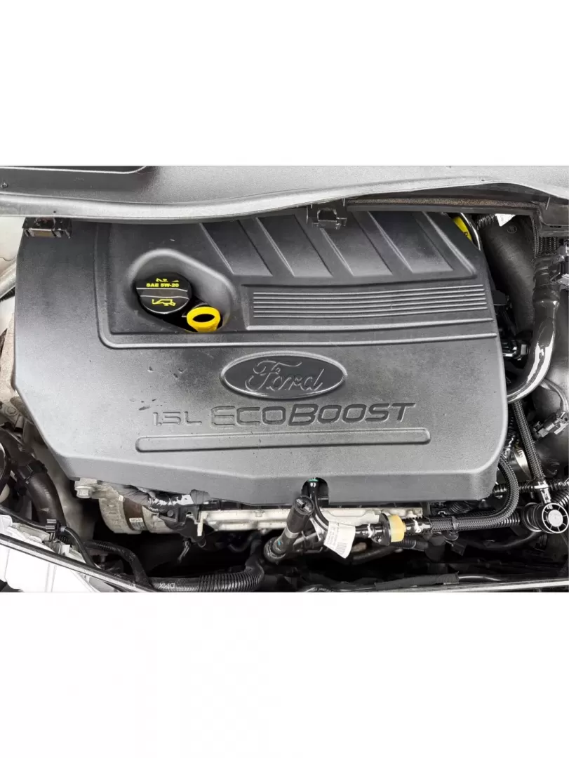 2017 Ford Escape SE (1FMCU0GDXHU) with an 1.5L L4 DOHC 16V engine, 6A transmission, located at 1184 Kauffman Ave, Fairborn, OH, 45324, (937) 908-9800, 39.807072, -84.030914 - ### Discover Your Next Adventure with the 2017 Ford Escape SE at Advantage Car and Credit - Fairborn<br /> <br /> Are you ready to elevate your daily commute or embark on your next weekend adventure? Look no further than the **2017 Ford Escape SE**, now available at **Advantage Car and Credit** in F - Photo#11