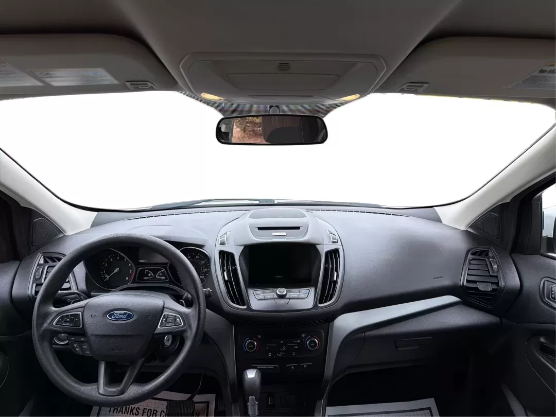 2017 Ford Escape SE (1FMCU0GDXHU) with an Other engine, located at 1184 Kauffman Ave, Fairborn, OH, 45324, (937) 908-9800, 39.807072, -84.030914 - ### Discover Your Next Adventure with the 2017 Ford Escape SE at Advantage Car and Credit - Fairborn<br /> <br /> Are you ready to elevate your daily commute or embark on your next weekend adventure? Look no further than the **2017 Ford Escape SE**, now available at **Advantage Car and Credit** in F - Photo#21