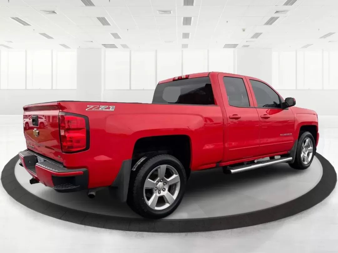 2017 Chevrolet Silverado 1500 2LT (1GCVKREC2HZ) with an EcoTec3 4.3L V-6 gasoline direct injection engine, located at 1184 Kauffman Ave, Fairborn, OH, 45324, (937) 908-9800, 39.807072, -84.030914 - 2017 Chevrolet Silverado 1500 2LT - Photo#2