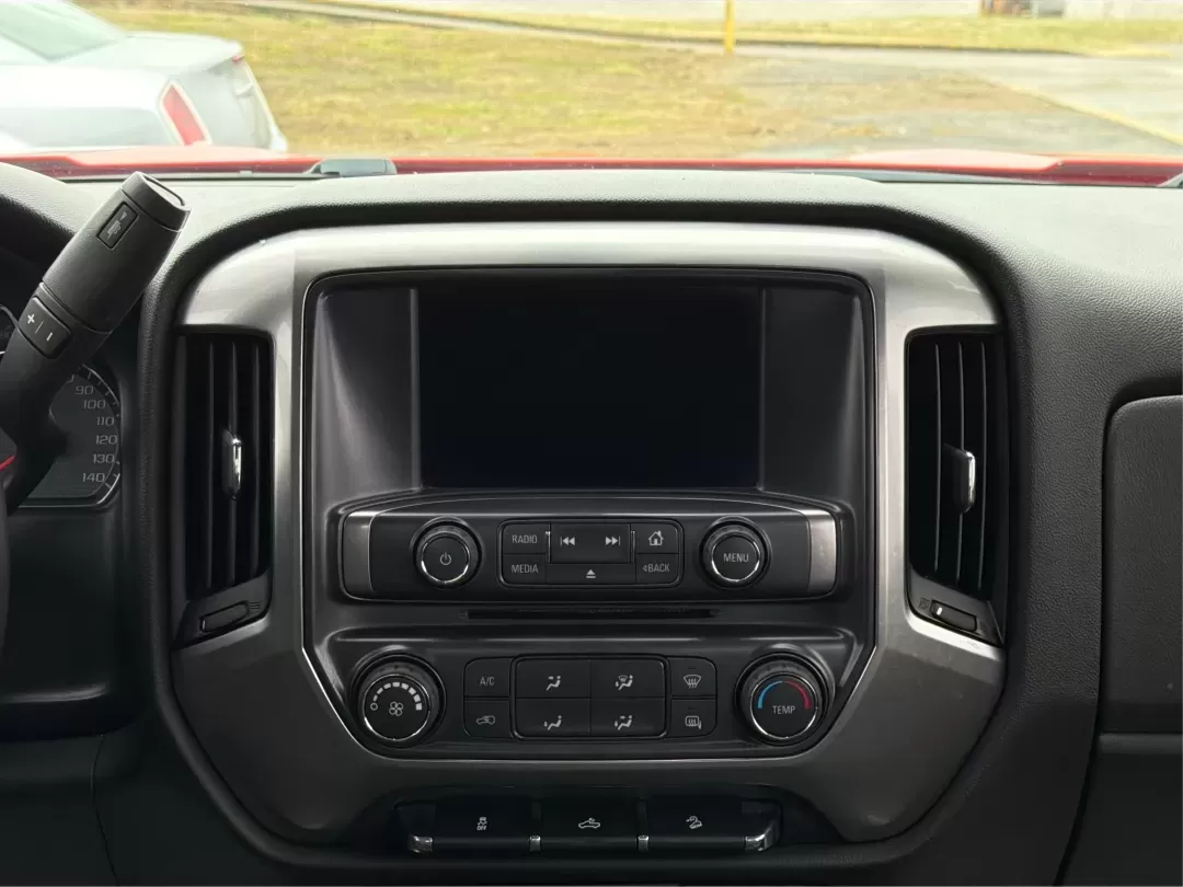 2017 Chevrolet Silverado 1500 2LT (1GCVKREC2HZ) with an EcoTec3 4.3L V-6 gasoline direct injection engine, located at 1184 Kauffman Ave, Fairborn, OH, 45324, (937) 908-9800, 39.807072, -84.030914 - 2017 Chevrolet Silverado 1500 2LT - Photo#12