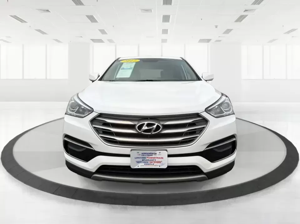 2017 Hyundai Santa Fe 2.4L (5NMZTDLB2HH) with an Theta II 2.4L I-4 gasoline direct injection engine, 6A transmission, located at 4508 South Dixie Dr, Moraine, OH, 45439, (937) 908-9800, 39.689976, -84.218452 - **Elevate Your Family Adventures with the 2017 Hyundai Santa Fe at Advantage Car and Credit!**<br /> <br /> Are you searching for the perfect vehicle to accommodate your growing family or to enhance your weekend getaways? Look no further! The 2017 Hyundai Santa Fe is a versatile and spacious SUV des - Photo#7