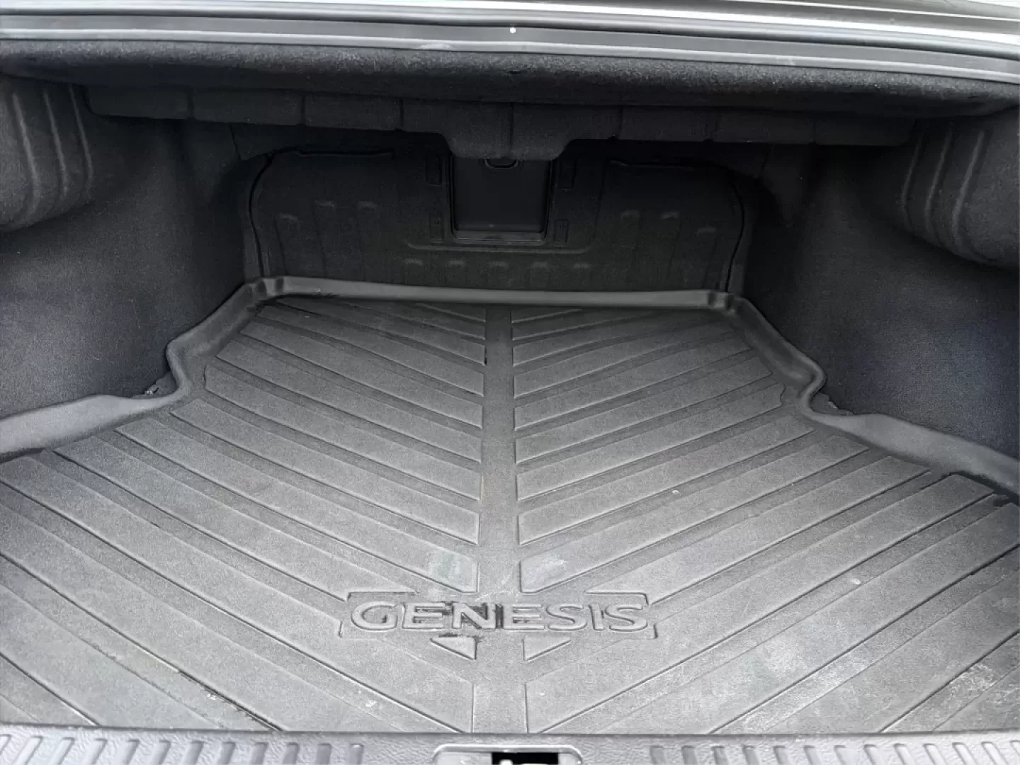 2014 Hyundai Genesis 3.8 (KMHGC4DD8EU) with an 3.8L V-6 gasoline direct injection engine, 6-Speed Automatic transmission, located at 880 E. National Road, Vandalia, OH, 45377, (937) 908-9800, 39.891918, -84.183594 - Elevate your lifestyle with the perfect blend of luxury and reliability! Introducing the stunning 2014 Hyundai Genesis 3.8, a sedan that effortlessly merges comfort with performance. This vehicle is ideal for those who seek a refined driving experience, whether you're commuting to work, picking up t - Photo#12