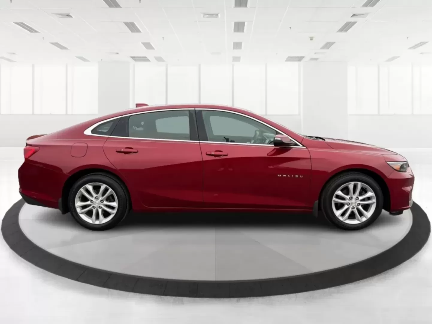 2017 Chevrolet Malibu 1LT (1G1ZE5ST1HF) with an 1.5L I-4 gasoline direct injection engine, located at 4508 South Dixie Dr, Moraine, OH, 45439, (937) 908-9800, 39.689976, -84.218452 - Are you searching for the perfect sedan that balances style, comfort, and reliability? Look no further than the 2017 Chevrolet Malibu 1LT available at Advantage Car and Credit in Moraine, OH. This vehicle is not just a mode of transportation; it's an enhancement to your lifestyle, whether you're nav - Photo#1