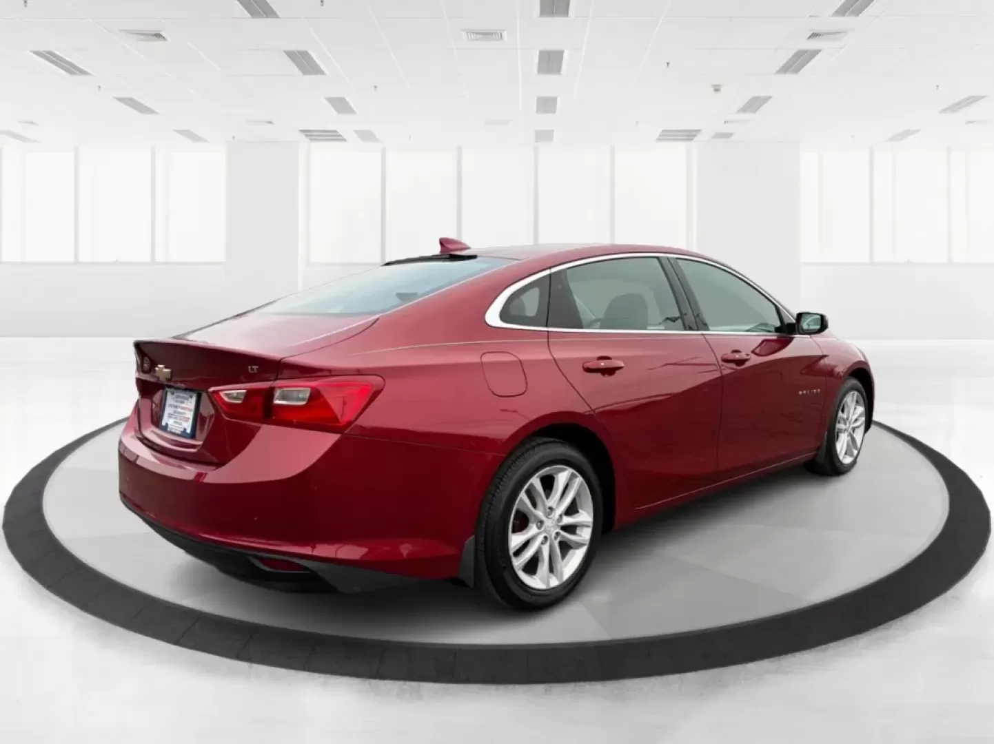 2017 Chevrolet Malibu 1LT (1G1ZE5ST1HF) with an 1.5L I-4 gasoline direct injection engine, located at 4508 South Dixie Dr, Moraine, OH, 45439, (937) 908-9800, 39.689976, -84.218452 - Are you searching for the perfect sedan that balances style, comfort, and reliability? Look no further than the 2017 Chevrolet Malibu 1LT available at Advantage Car and Credit in Moraine, OH. This vehicle is not just a mode of transportation; it's an enhancement to your lifestyle, whether you're nav - Photo#2