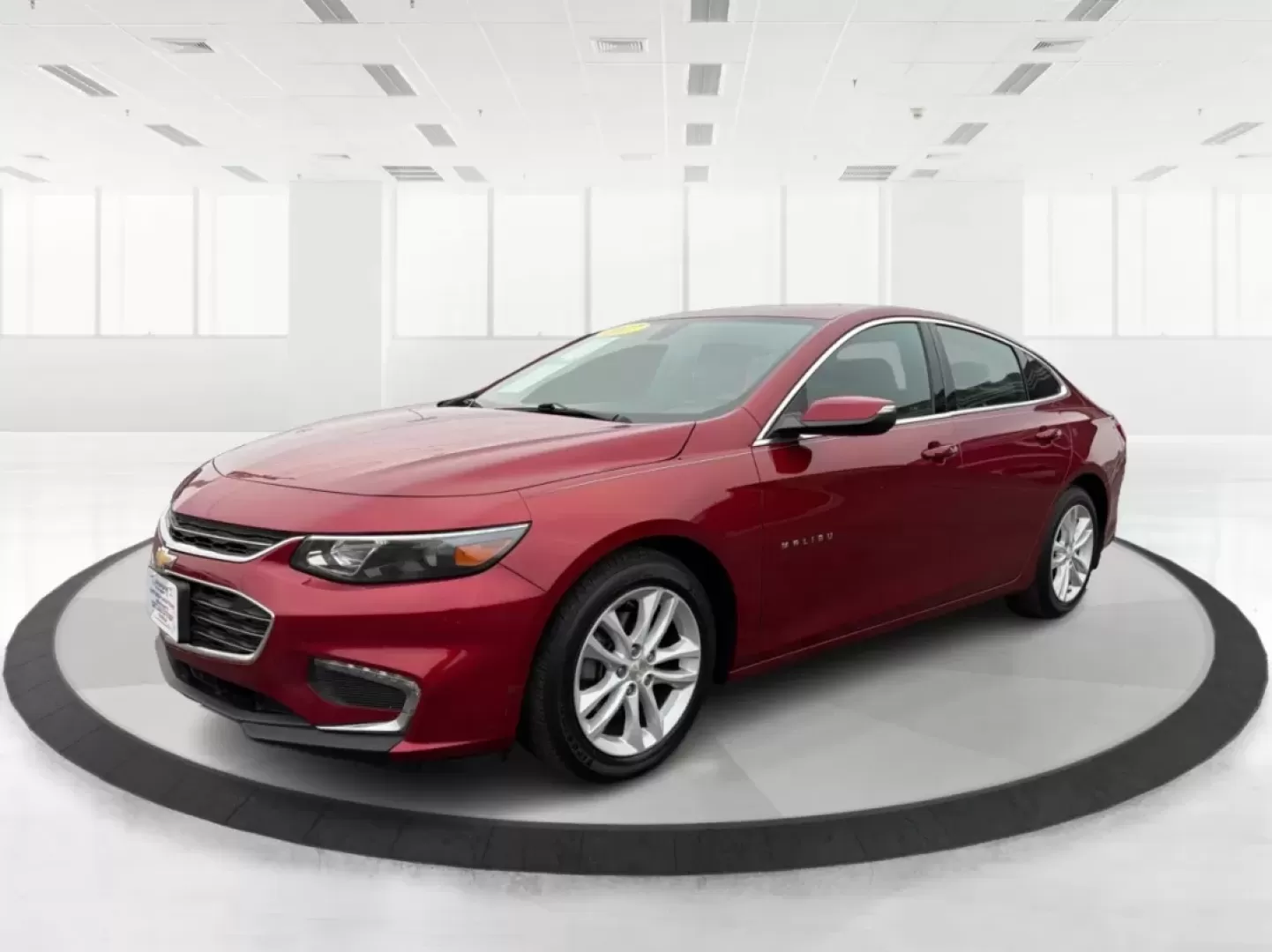 2017 Chevrolet Malibu 1LT (1G1ZE5ST1HF) with an 1.5L I-4 gasoline direct injection engine, located at 4508 South Dixie Dr, Moraine, OH, 45439, (937) 908-9800, 39.689976, -84.218452 - Are you searching for the perfect sedan that balances style, comfort, and reliability? Look no further than the 2017 Chevrolet Malibu 1LT available at Advantage Car and Credit in Moraine, OH. This vehicle is not just a mode of transportation; it's an enhancement to your lifestyle, whether you're nav - Photo#8