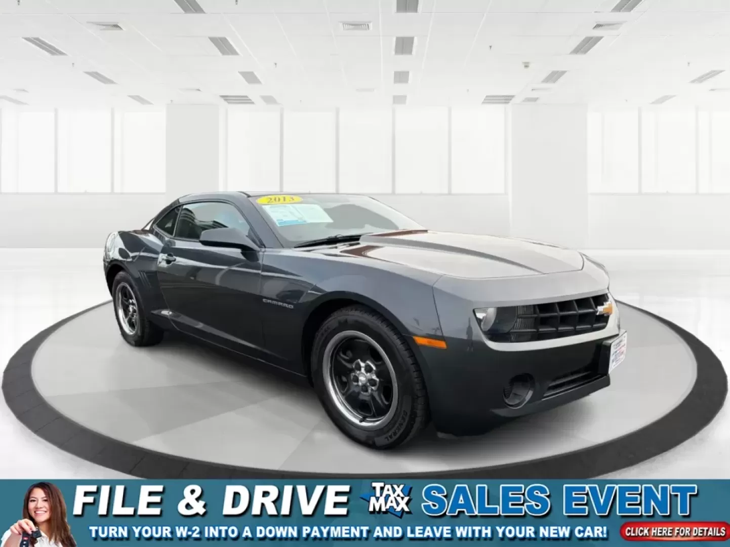 2013 Chevrolet Camaro 2LS (2G1FA1E35D9) with an 3.6L V-6 gasoline direct injection engine, located at 8750 N County Rd 25A, Piqua, OH, 45356, (937) 908-9800, 40.164391, -84.232513 - Experience the thrill of the open road with the 2013 Chevrolet Camaro 2LS, an exhilarating coupe that effortlessly blends style, performance, and practicality. Ideal for weekend adventures, daily commuting, or simply turning heads as you cruise through Troy, OH, this vehicle is built for those who a - Photo#0