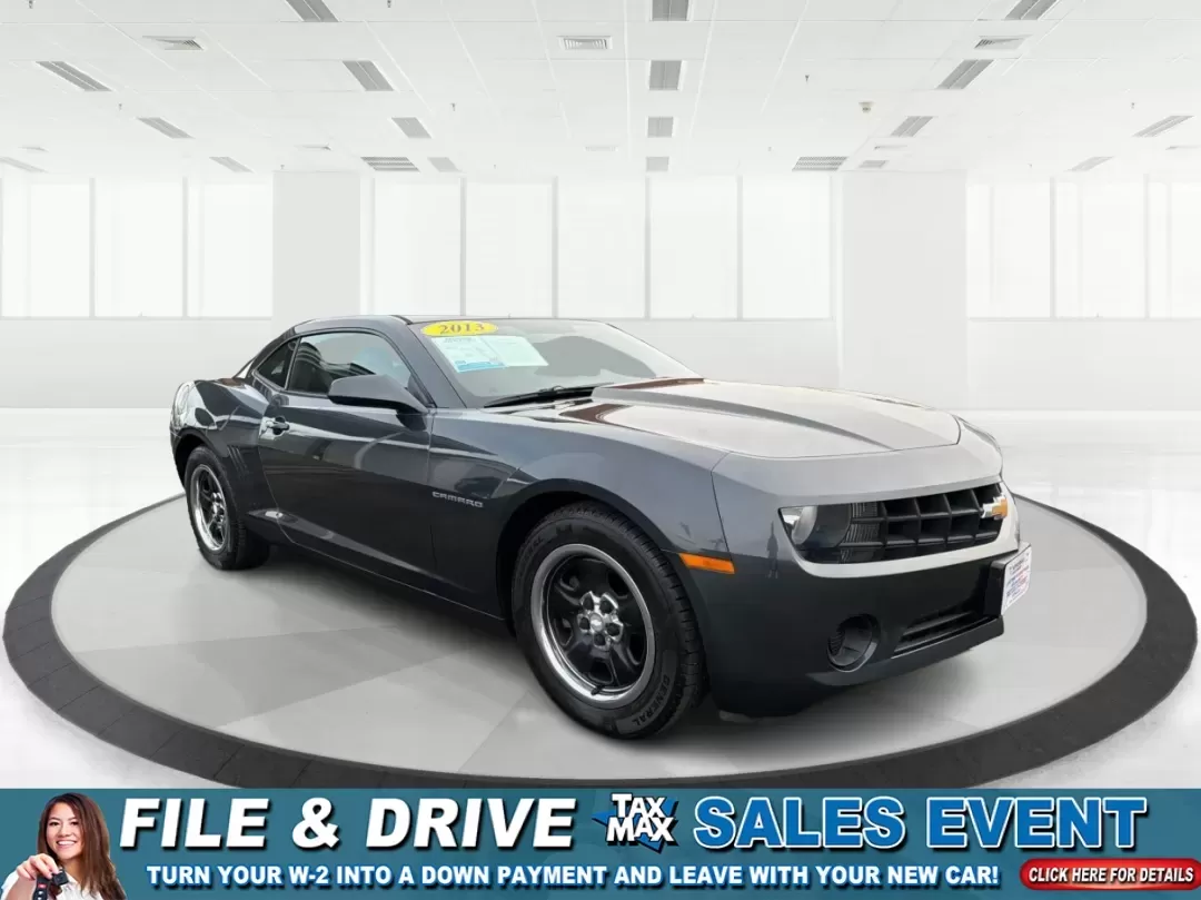 2013 Chevrolet Camaro 2LS (2G1FA1E35D9) with an 3.6L V-6 gasoline direct injection engine, located at 8750 N County Rd 25A, Piqua, OH, 45356, (937) 908-9800, 40.164391, -84.232513 - Experience the thrill of the open road with the 2013 Chevrolet Camaro 2LS, an exhilarating coupe that effortlessly blends style, performance, and practicality. Ideal for weekend adventures, daily commuting, or simply turning heads as you cruise through Troy, OH, this vehicle is built for those who a - Photo#0